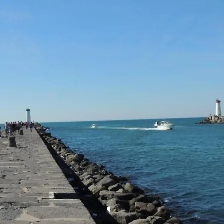 Location Le Grau D'agde, 2 Pieces, 4 Personnes 39 Агд